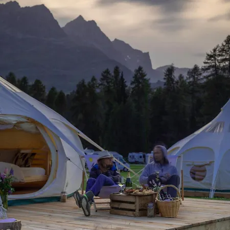 Camping St. Moritz * 圣莫里茨